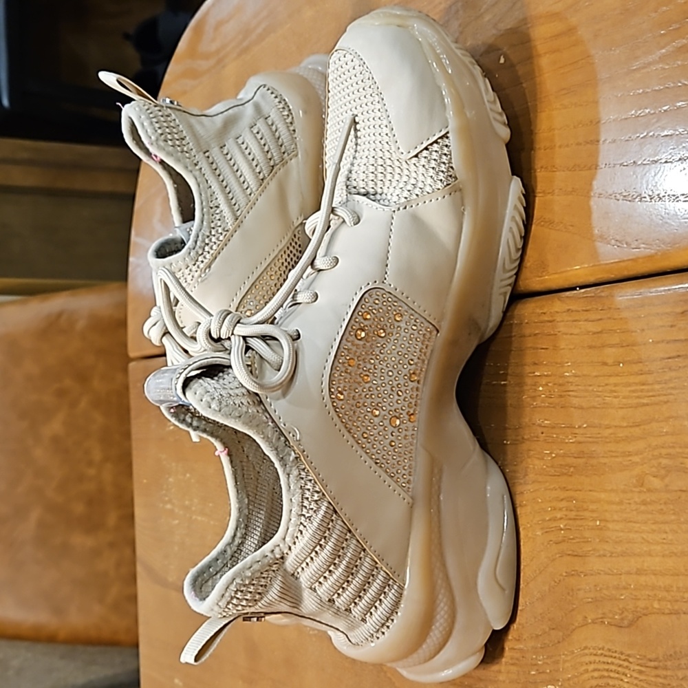 Women shoes